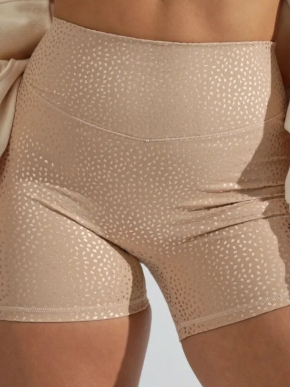 BUFFBUNNY SIREN SHORTS BEIGE GOLD BOSSY